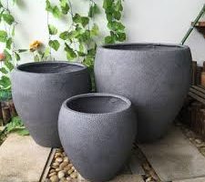 pot bunga minimalis dari beton